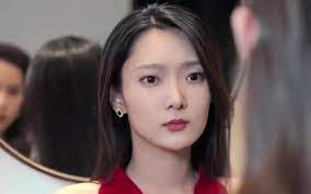 总裁夫人喜欢摆摊 第3集