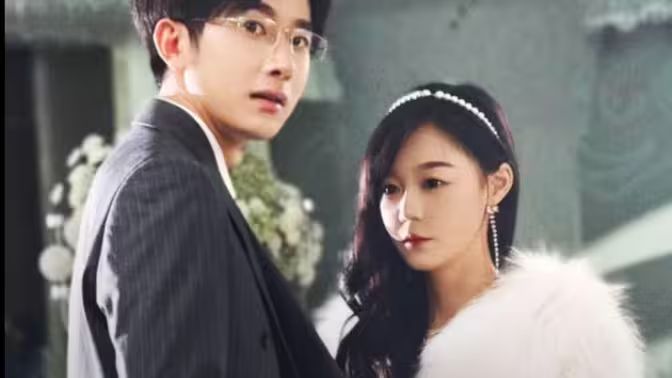 替身女配拿稳白月光剧本 全集(大结局)